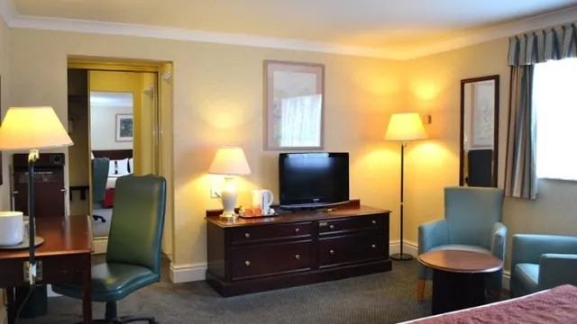 Holiday Inn Coventry - South photo 1