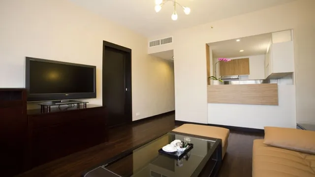 Hotel Royal photo 2