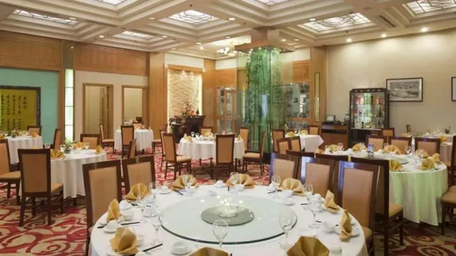 Holiday Inn Riverside Wuhan photo 6