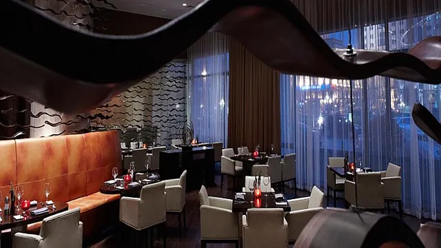 Renaissance Tianjin Lakeview Hotel photo 2