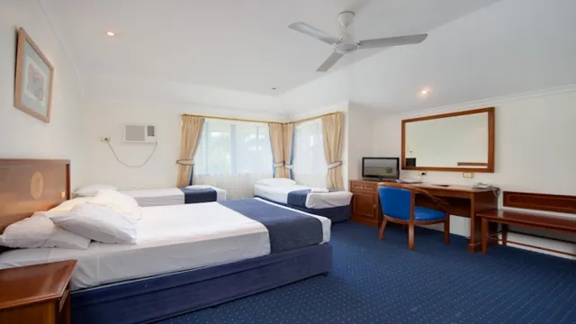 Cairns New Chalon Motel photo 3
