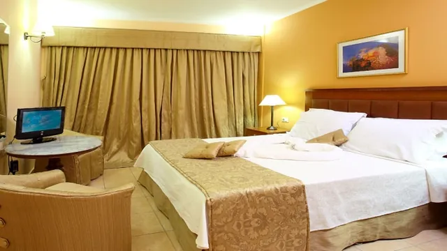 Macdonald Windsor Hotel photo 3