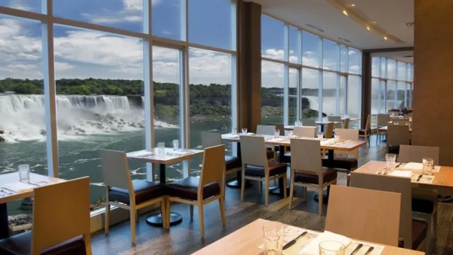 Sheraton on the Falls Hotel photo 6