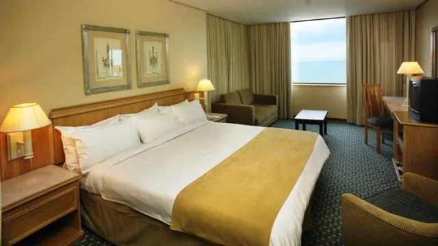Garden Court Kings Beach Hotel Port Elizabeth photo 1
