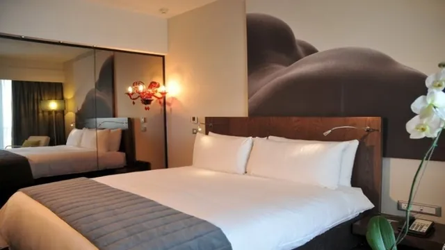 Gold Hotel Hue photo 3