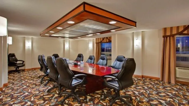 85 Sky Tower Hotel Kaohsiung photo 4