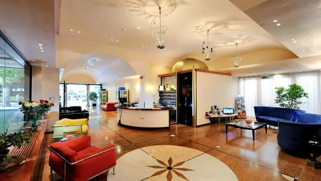 De La Ville Hotel Riccione photo 2