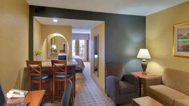 Wyndham Hotel Boca Raton photo 3