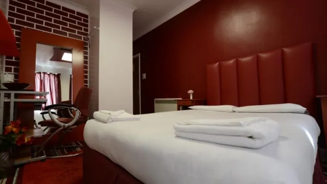 Park Hotel Ilford photo 2