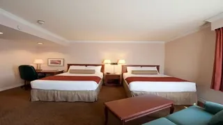 Capital Hill Hotel & Suites Ottawa