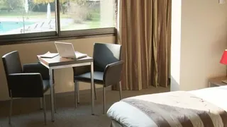 Days Inn by Wyndham Sutton Scotney North