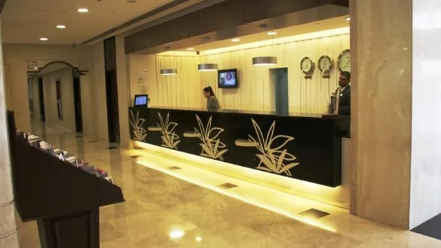 Golden Tulip Airport Hotel Amman photo 2