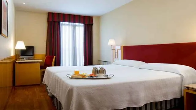 Days Inn by Wyndham Winchester M3 photo 2