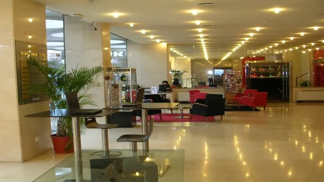 Expo Hotel Valencia photo 3