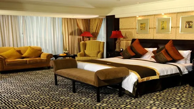 Best Western Plus River North Hotel Chicago photo 2