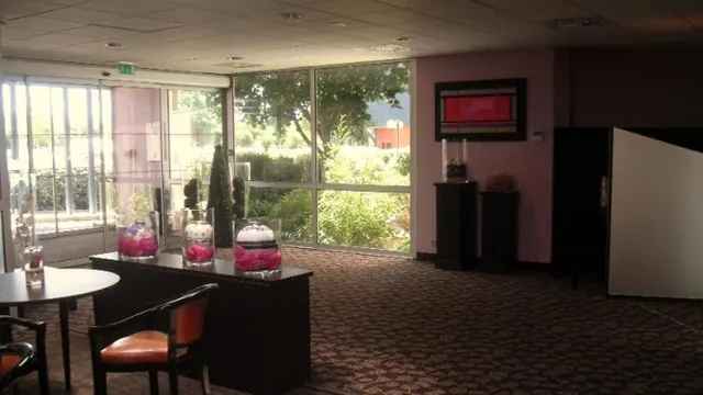 Holiday Inn Bilbao photo 3