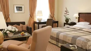 Best Western Le Moulin De Ducey Hotel