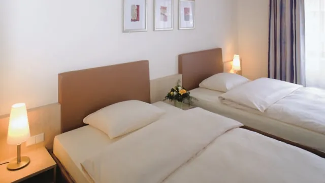 Best Western Guide Post Hotel Bradford photo 2