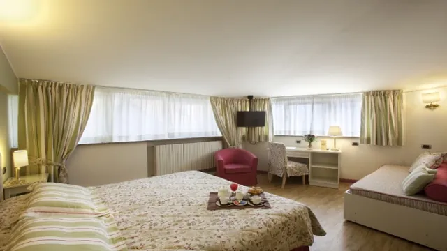 Best Western Alamo Suites Downtown San Antonio photo 2