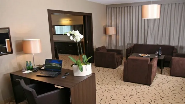 Holiday Inn Warszawa City Centre photo 1