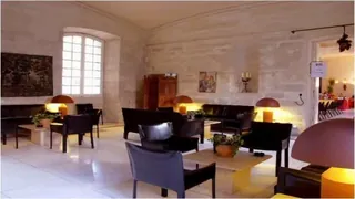 Hôtel Clo?tre Saint-Louis