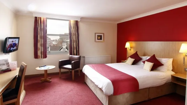Mercure Dorking White Horse Hotel photo 1