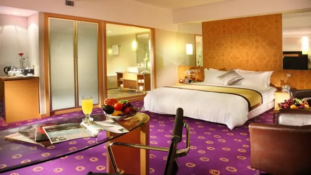 Best Western Les Beaux Arts Compiegne photo 2