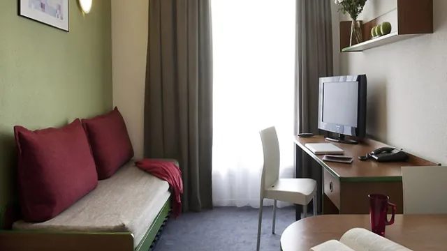 Best Western Colisee Hotel Paris photo 2