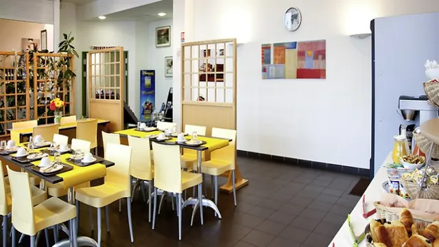 Best Western Plus Kendall Hotel & Suites photo 3