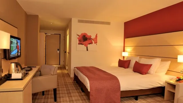 Golden Tulip Leiden Centre photo 5