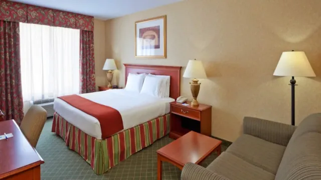 Country Inn & Suites by Radisson photo 1