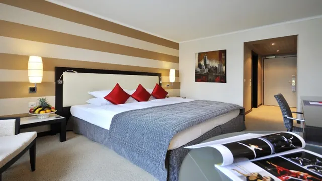 Dolce by Wyndham Hanoi Golden Lake photo 3