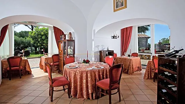 Due Golfi Grand Hotel Sant'Agata Sui Due Golfi photo 6