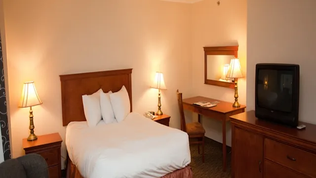 Days Inn Montreal Downtown photo 1