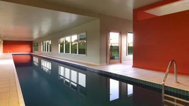 Ramada Inn Victoria Waterway photo 1