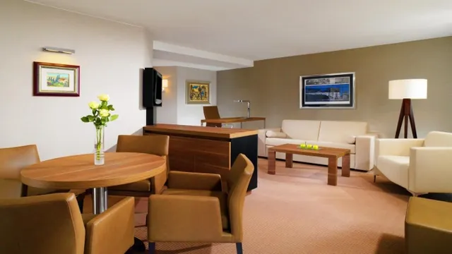 Sheraton Frankfurt Congress Hotel photo 2