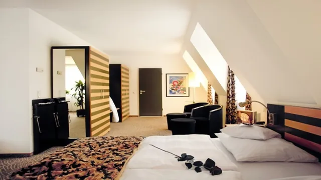 Microtel Inn & Suites by Wyndham Austin Airport photo 3