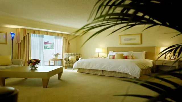 JW Marriott Santa Monica Le Merigot Hotel photo 5