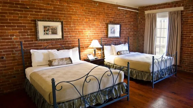 Ambassador Hotel New Orleans photo 2