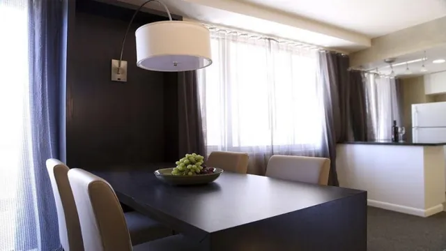 The Windsor Suites Philadelphia photo 2