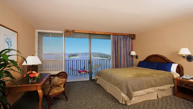 Catamaran Resort Hotel and Spa photo 2