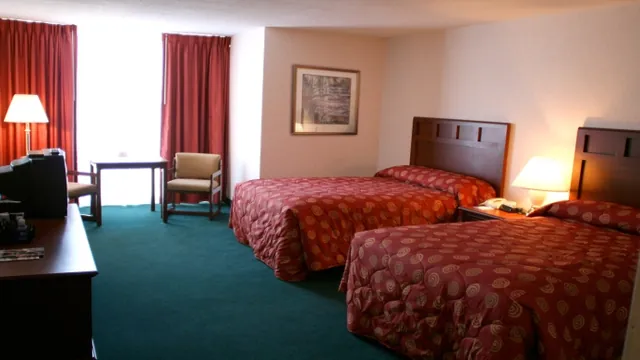 The Midtown Hotel photo 2