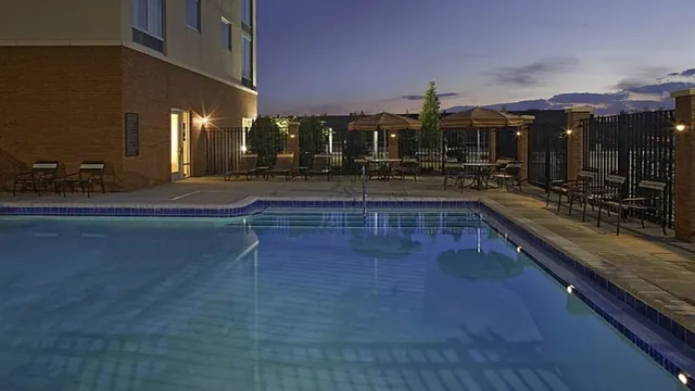 Microtel by Wyndham Qingdao Huangdao photo 2