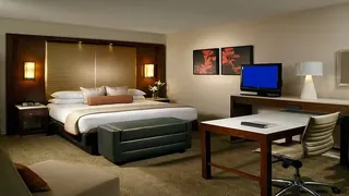 Microtel Inn & Suites by Wyndham Quincy Downtown/River Area