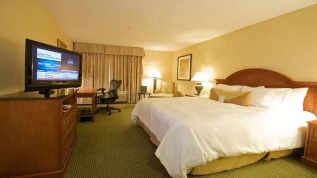 Microtel Inn and Suites by Wyndham Rawlins photo 1