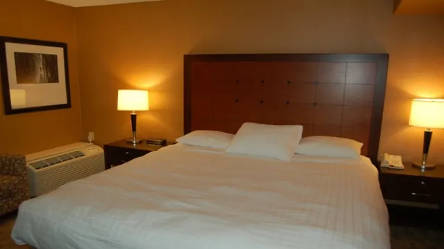 Microtel Inn & Suites by Wyndham San Fernando photo 2