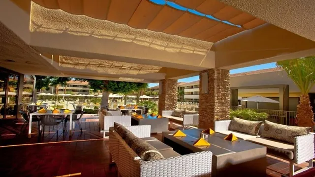 Hilton Palm Springs photo 3