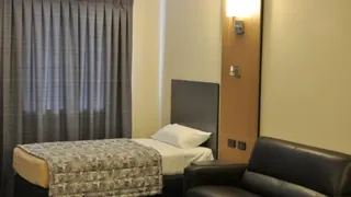Brisbane International Virginia Hotel