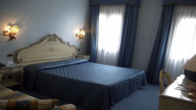 Ramada by Wyndham Bismarck photo 1