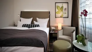 Ramada by Wyndham Bowling Green